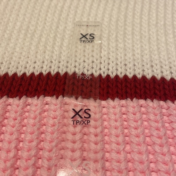 NWT TOMMY JEANS Size XS Sweater - Picture 2 of 12